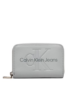 Mały Portfel Damski Calvin Klein Jeans Sculpted Med Zip Around Mono K60K612255 Szary ze sklepu eobuwie.pl w kategorii Portfele damskie - zdjęcie 173137801