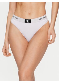 Calvin Klein Underwear Stringi 000QF7248E Fioletowy ze sklepu MODIVO w kategorii Majtki damskie - zdjęcie 173138424