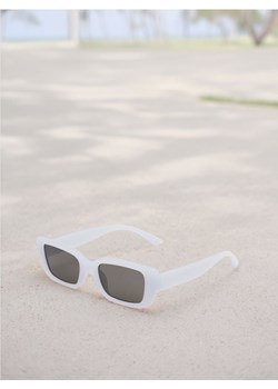 Sinsay - Okulary przeciwsłoneczne - niebieski ze sklepu Sinsay w kategorii Okulary przeciwsłoneczne damskie - zdjęcie 173141532