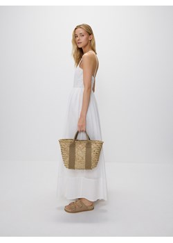 Reserved - Sukienka z ażurową górą - biały ze sklepu Reserved w kategorii Sukienki - zdjęcie 173153901