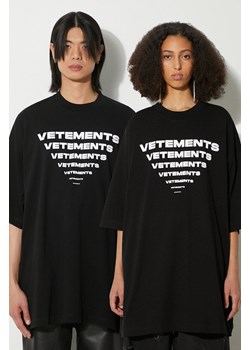 VETEMENTS t-shirt bawełniany Pyramid Logo kolor czarny z nadrukiem UE64TR140B ze sklepu PRM w kategorii T-shirty męskie - zdjęcie 173258222