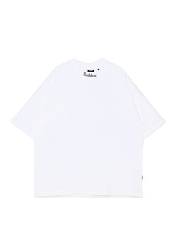 Cropp - Biały t-shirt z nadrukiem i naszywką - biały ze sklepu Cropp w kategorii T-shirty męskie - zdjęcie 173276881