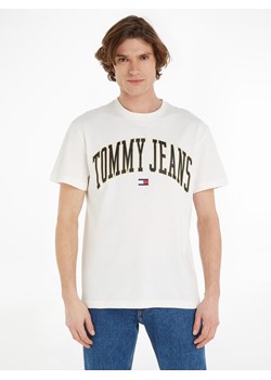 TOMMY JEANS Koszulka w kolorze białym ze sklepu Limango Polska w kategorii T-shirty męskie - zdjęcie 173278931