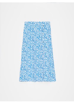Mohito - Kwiatowa spódnica midi z wiskozy - biały ze sklepu Mohito w kategorii Spódnice - zdjęcie 173280272