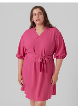 Vero Moda Curve Sukienka 10294258 Różowy Regular Fit ze sklepu MODIVO w kategorii Sukienki - zdjęcie 173292490