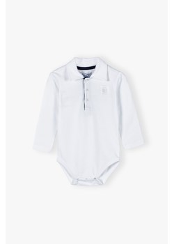 Dzianinowe body niemowlęce z kołnierzykiem i guziczkami - białe ze sklepu 5.10.15 w kategorii Odzież dla niemowląt - zdjęcie 173296921