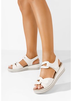 Białe sandały damskie Lalania ze sklepu Zapatos w kategorii Sandały damskie - zdjęcie 173304560