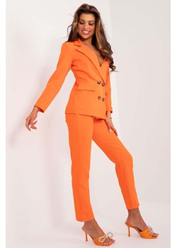 Elegancki garnitur damski z dwurzędową marynarką - pomarańczowy ze sklepu 5.10.15 w kategorii Komplety i garnitury damskie - zdjęcie 173308014