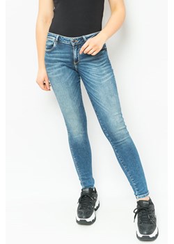 jeansy damskie guess w0baj2d38rc niebieskie ze sklepu Royal Shop w kategorii Jeansy damskie - zdjęcie 173311053