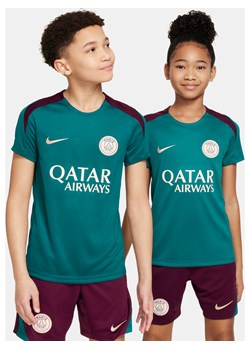 Dzianinowa koszulka piłkarska z krótkim rękawem dla dużych dzieci Nike Dri-FIT Paris Saint-Germain Strike - Zieleń ze sklepu Nike poland w kategorii T-shirty chłopięce - zdjęcie 173311212