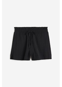 H & M - Kreszowane szorty bez zapięcia - Czarny ze sklepu H&M w kategorii Szorty - zdjęcie 173324620