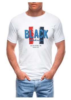 T-shirt męski z nadrukiem 1967S - biały ze sklepu Edoti w kategorii T-shirty męskie - zdjęcie 173328294