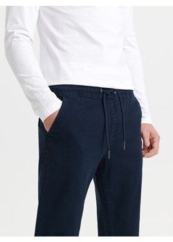Sinsay - Spodnie jogger - granatowy ze sklepu Sinsay w kategorii Spodnie męskie - zdjęcie 173336023