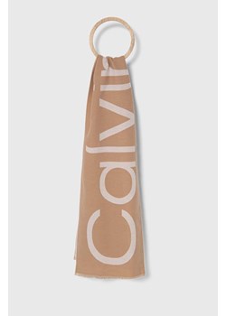 Calvin Klein szalik z domieszką wełny kolor beżowy wzorzysty K60K612028 ze sklepu ANSWEAR.com w kategorii Szaliki i chusty damskie - zdjęcie 173336963