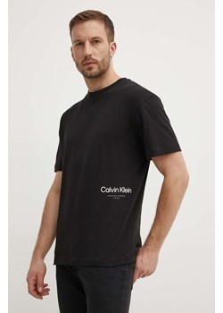 Calvin Klein t-shirt bawełniany męski kolor czarny z nadrukiem K10K113102 ze sklepu ANSWEAR.com w kategorii T-shirty męskie - zdjęcie 173337163