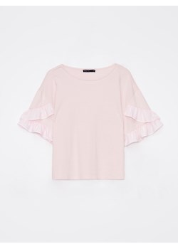 Mohito - Pudrowy t-shirt z falbankami - pastelowy różowy ze sklepu Mohito w kategorii Bluzki damskie - zdjęcie 173351161