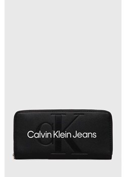Calvin Klein Jeans portfel damski kolor czarny ze sklepu ANSWEAR.com w kategorii Portfele damskie - zdjęcie 173354854