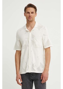 Samsoe Samsoe koszula z domieszką lnu SACONALD kolor beżowy regular M24200015 ze sklepu ANSWEAR.com w kategorii Koszule męskie - zdjęcie 173354914