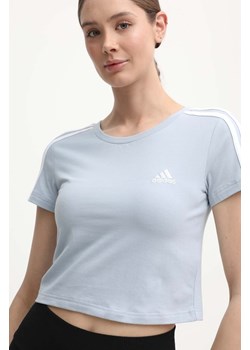 adidas t-shirt Essentials damski kolor niebieski IR6115 ze sklepu ANSWEAR.com w kategorii Bluzki damskie - zdjęcie 173355014