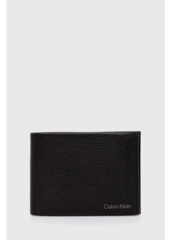 Calvin Klein portfel skórzany męski kolor czarny ze sklepu ANSWEAR.com w kategorii Portfele męskie - zdjęcie 173355140