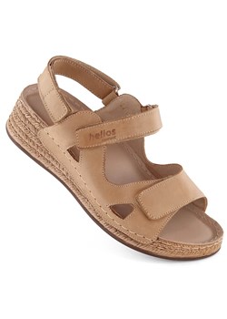 Skórzane komfortowe sandały damskie na koturnie beżowe Helios 138.07 beżowy ze sklepu ButyModne.pl w kategorii Sandały damskie - zdjęcie 173355591