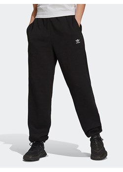 adidas Spodnie dresowe w kolorze czarnym ze sklepu Limango Polska w kategorii Spodnie damskie - zdjęcie 173362223