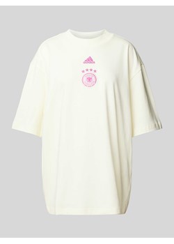 T-shirt z wyhaftowanym logo i okrągłym dekoltem ze sklepu Peek&Cloppenburg  w kategorii Bluzki damskie - zdjęcie 173364034