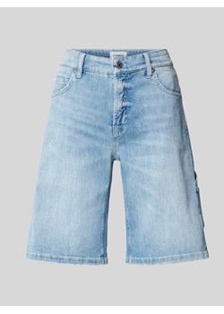 Szorty jeansowe o kroju regular fit z kieszeniami na nogawkach model ‘ALIA’ ze sklepu Peek&Cloppenburg  w kategorii Szorty - zdjęcie 173371292