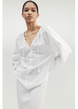 H & M - Tunikowa bluzka z domieszką lnu - Biały ze sklepu H&M w kategorii Bluzki damskie - zdjęcie 173372224
