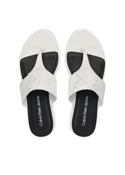 Calvin Klein Jeans Japonki Flat Sandal Slide Toepost Mg Met YW0YW01342 Biały ze sklepu MODIVO w kategorii Klapki damskie - zdjęcie 173377913