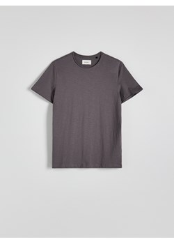 Reserved - Gładki t-shirt regular fit - ciemnoszary ze sklepu Reserved w kategorii T-shirty męskie - zdjęcie 173380921