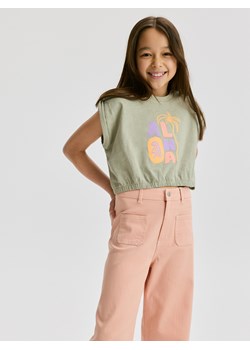 Reserved - Bawełniany t-shirt z nadrukiem - oliwkowy ze sklepu Reserved w kategorii Bluzki dziewczęce - zdjęcie 173381140