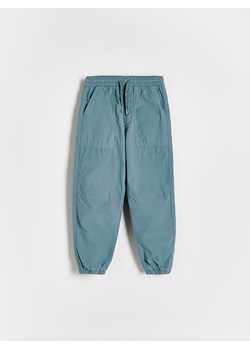Reserved - Joggery z kieszeniami - zielony ze sklepu Reserved w kategorii Spodnie chłopięce - zdjęcie 173383503
