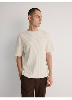 Reserved - T-shirt comfort w prążek - złamana biel ze sklepu Reserved w kategorii T-shirty męskie - zdjęcie 173385391