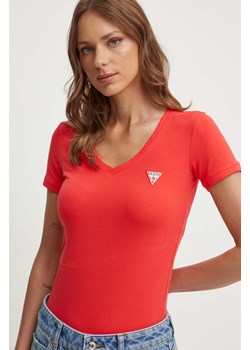 Guess t-shirt damski kolor czerwony ze sklepu ANSWEAR.com w kategorii Bluzki damskie - zdjęcie 173395674