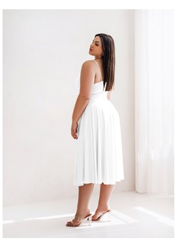 Sukienka midi PLUS SIZE na ramiączkach AGNES - biała ze sklepu magmac.pl w kategorii Sukienki - zdjęcie 173400032
