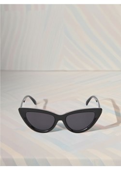 Sinsay - Okulary przecwisłoneczne - czarny ze sklepu Sinsay w kategorii Okulary przeciwsłoneczne damskie - zdjęcie 173403513