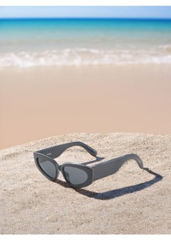 Sinsay - Okulary przeciwsłoneczne - czarny ze sklepu Sinsay w kategorii Okulary przeciwsłoneczne damskie - zdjęcie 173403674
