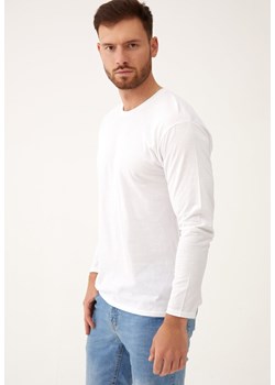 Biała Bluzka Tinan ze sklepu Born2be Odzież w kategorii T-shirty męskie - zdjęcie 173404071