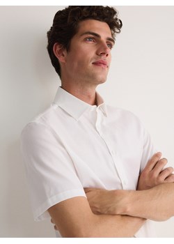Reserved - Bawełniana koszula regular fit - biały ze sklepu Reserved w kategorii Koszule męskie - zdjęcie 173406091
