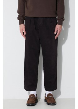 Universal Works spodnie sztruksowe PLEATED TRACK PANT kolor brązowy proste 29519 ze sklepu PRM w kategorii Spodnie męskie - zdjęcie 173408304