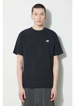 New Balance t-shirt bawełniany Small Logo męski kolor czarny z aplikacją MT41509BK ze sklepu PRM w kategorii T-shirty męskie - zdjęcie 173409443