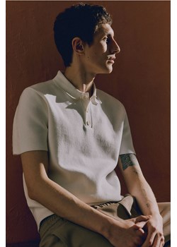 H & M - Dzianinowy top polo Regular Fit - Biały ze sklepu H&M w kategorii T-shirty męskie - zdjęcie 173421331