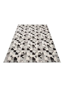 Ciemnoszary młodzieżowy dywan w trójkąty - Caso 7X ze sklepu Edinos.pl w kategorii Tekstylia dziecięce - zdjęcie 173423624