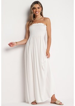 Biała Wiskozowa Sukienka z Marszczonym Dekoltem Bandeau Vikiraias ze sklepu Born2be Odzież w kategorii Sukienki - zdjęcie 173424022