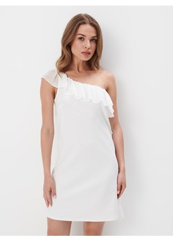 Mohito - Sukienka mini na jedno ramię - biały ze sklepu Mohito w kategorii Sukienki - zdjęcie 173432753