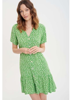 Zielona damska sukienka mini w drobne kwiaty ze sklepu 5.10.15 w kategorii Sukienki - zdjęcie 173435574