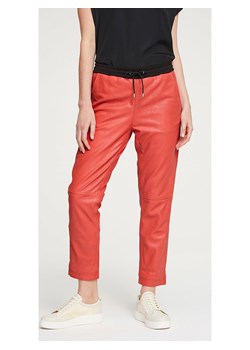 Heine Skórzane spodnie w kolorze czerwonym ze sklepu Limango Polska w kategorii Spodnie damskie - zdjęcie 173448753