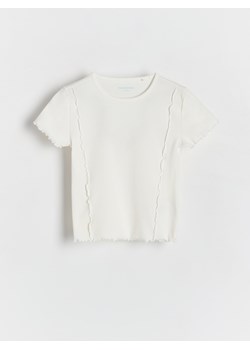 Reserved - Prążkowany t-shirt - złamana biel ze sklepu Reserved w kategorii Bluzki dziewczęce - zdjęcie 173457310