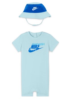 Zestaw rampers i kapelusz dla niemowląt Nike Sportswear PE (12–24 M) - Niebieski ze sklepu Nike poland w kategorii Odzież dla niemowląt - zdjęcie 173462023
